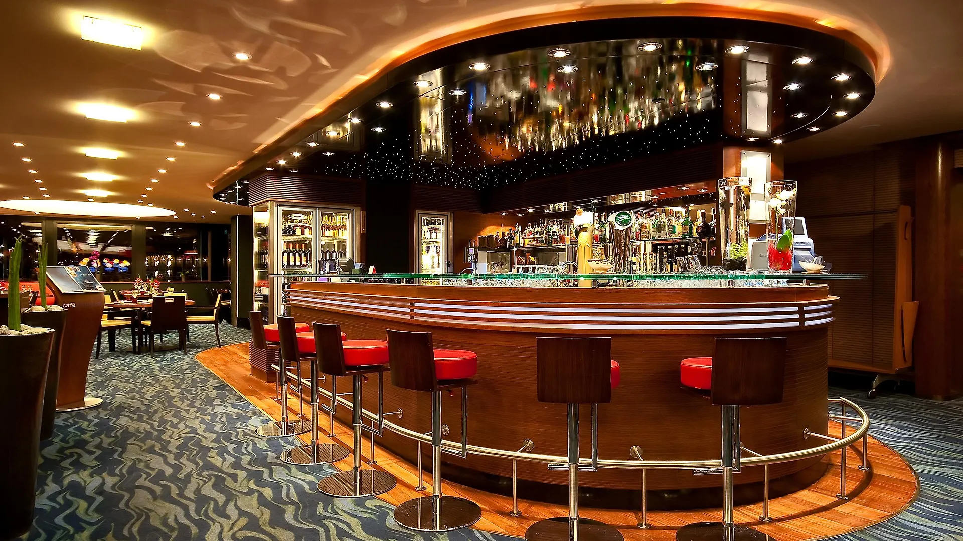 Novotel Budapest Danube Hotel