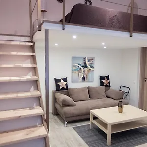  Apartment Goldcentral Gozsdu