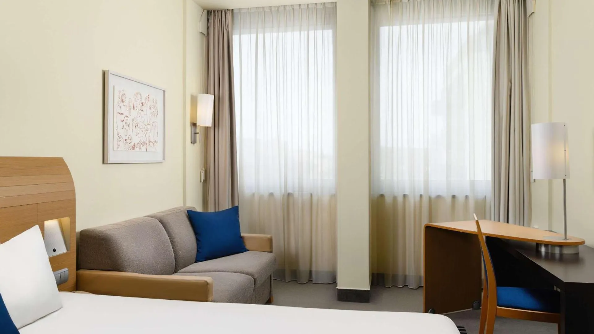 Novotel Budapest Danube 4*,